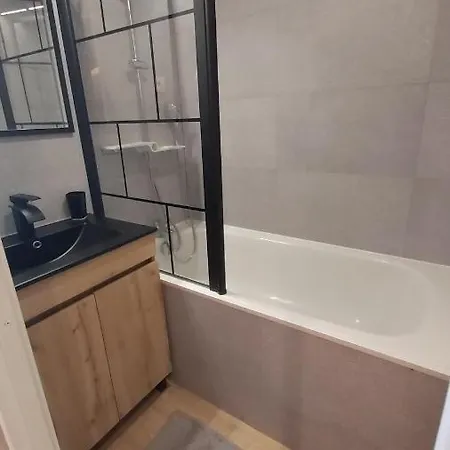 La Foret Des Marmottes Бес-э-Сент-Анастез