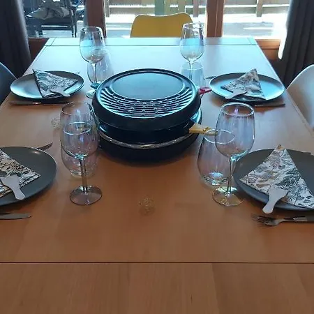 La Foret Des Marmottes Besse-et-Saint-Anastaise