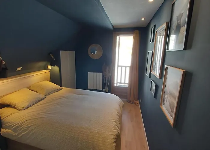 La Foret Des Marmottes * Besse-et-Saint-Anastaise