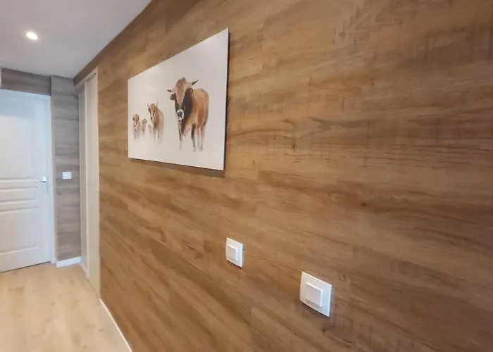 La Foret Des Marmottes