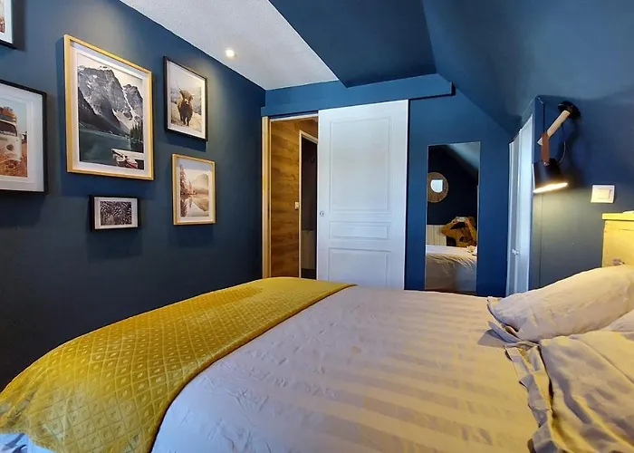 La Foret Des Marmottes * Besse-et-Saint-Anastaise